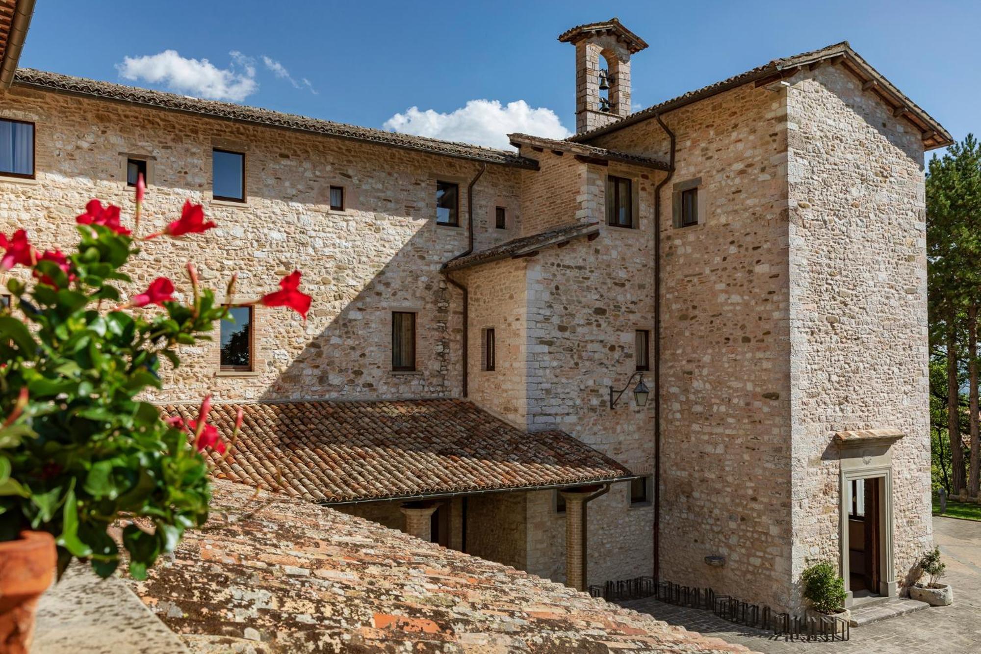 Park Hotel Ai Cappuccini Gubbio Luaran gambar