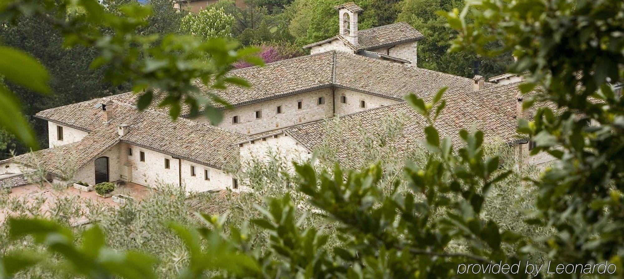 Park Hotel Ai Cappuccini Gubbio Luaran gambar