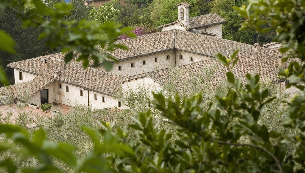 Park Hotel Ai Cappuccini Gubbio Luaran gambar